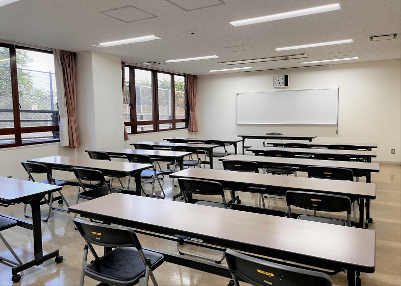 桜丘学習センターの会議室